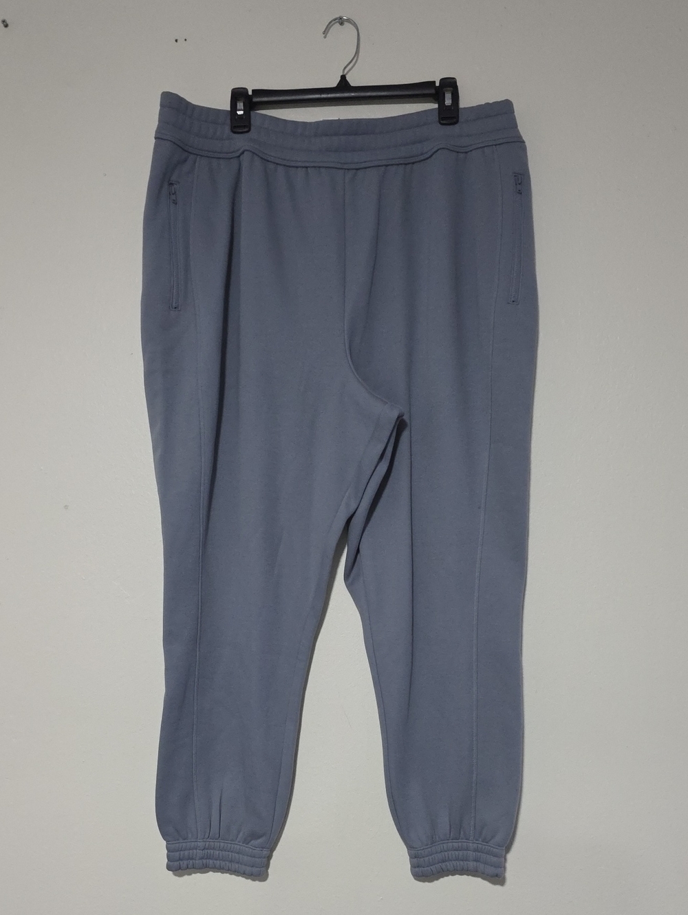 Fabletics Amelia Slim Sweatpants - Steel Blue